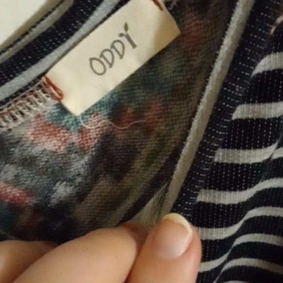 Aztec design top - Picture 4 of 4